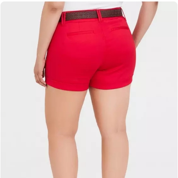⚘️⚘️Torrid Size 20 No Belt Sateen Short - Red - Picture 5 of 5